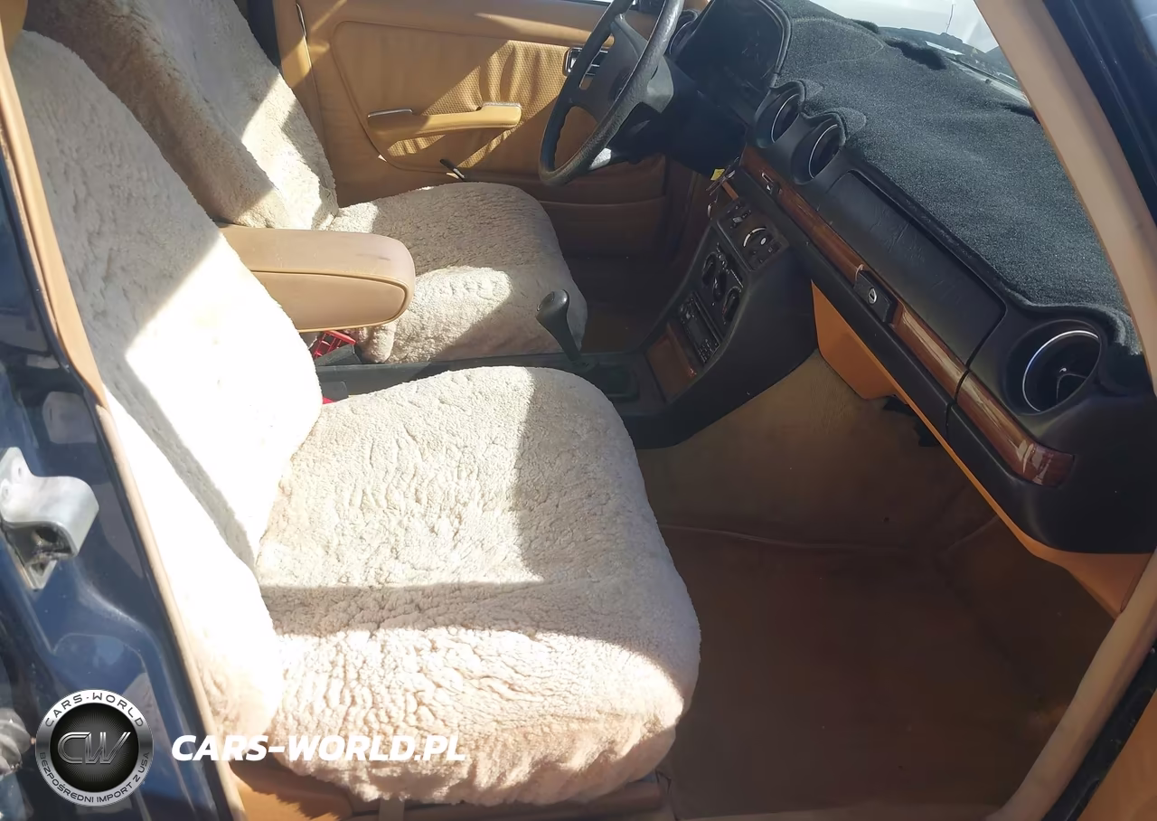 1983 Mercedes-Benz 240 D VIN:WDBAB23A5DB375793 - 5