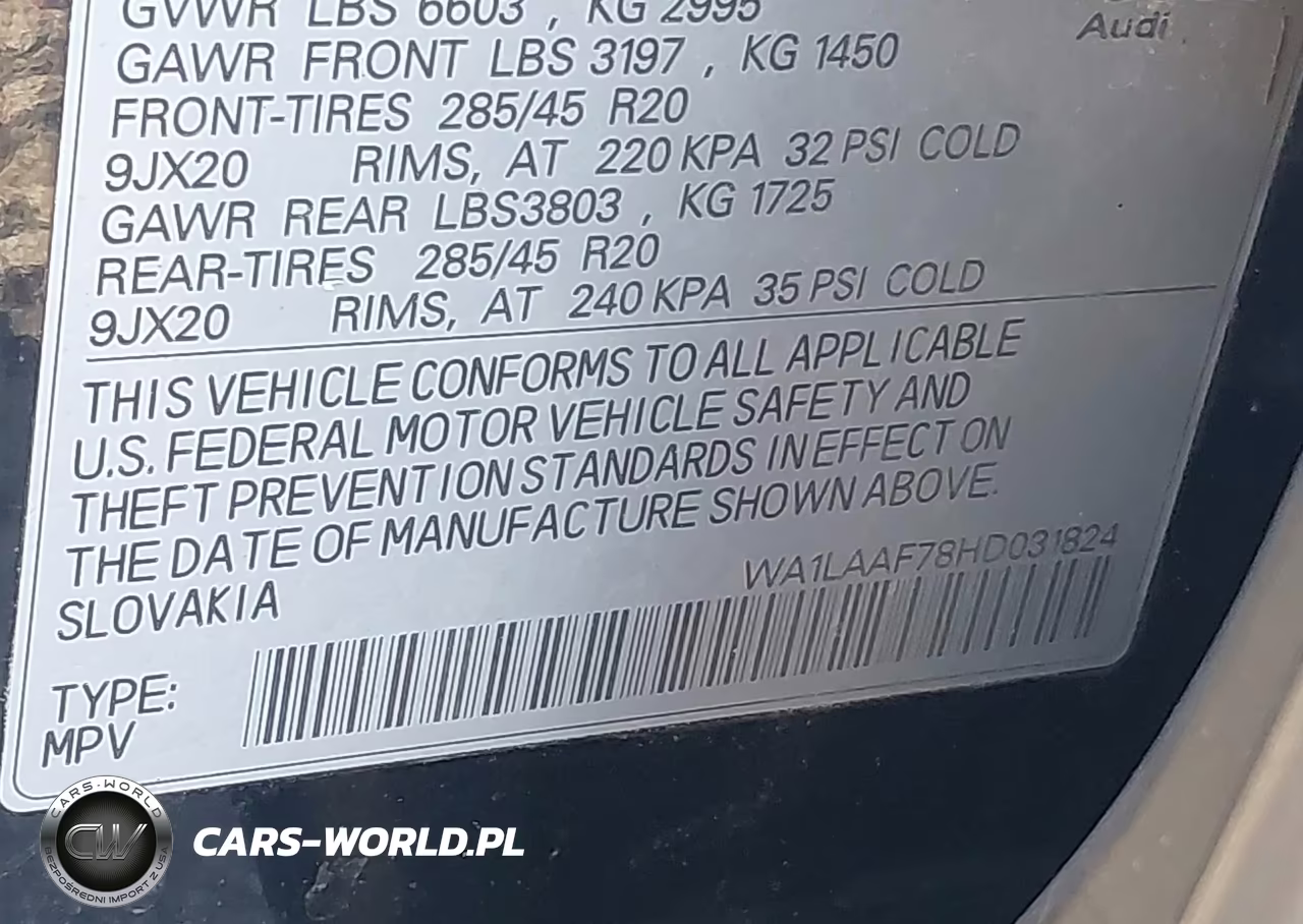 2017 Audi Q7 3.0T Premium VIN:WA1LAAF78HD031824 - 9