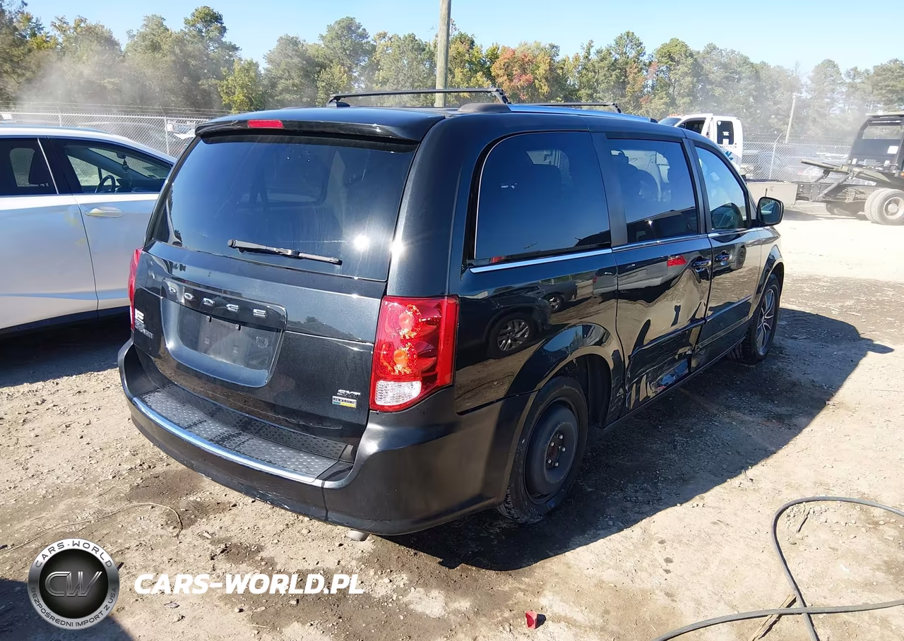 2017 Dodge Grand Caravan Sxt VIN:2C4RDGCG6HR589697 - 4