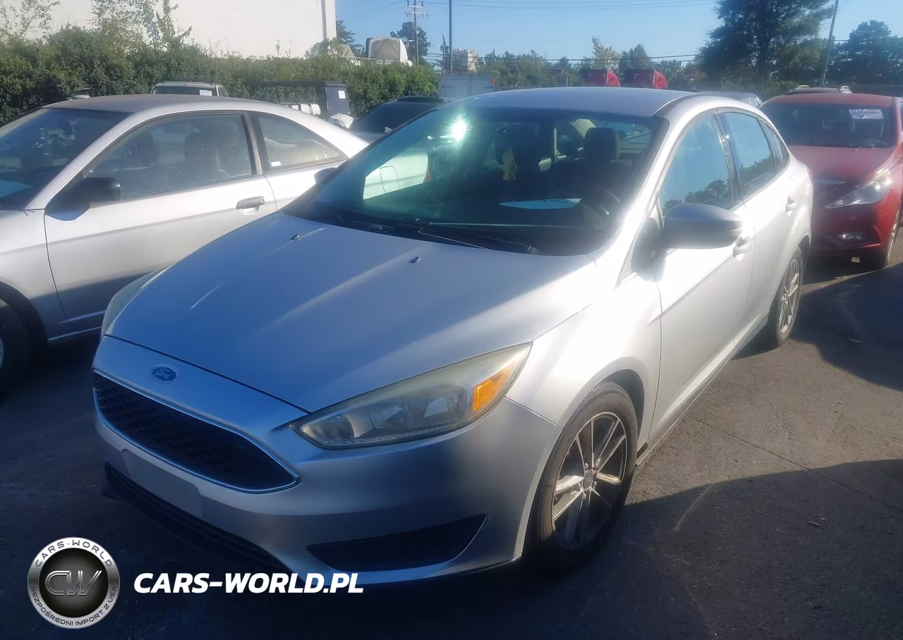 2017 Ford Focus Se VIN:1FADP3F2XHL286852 - 2