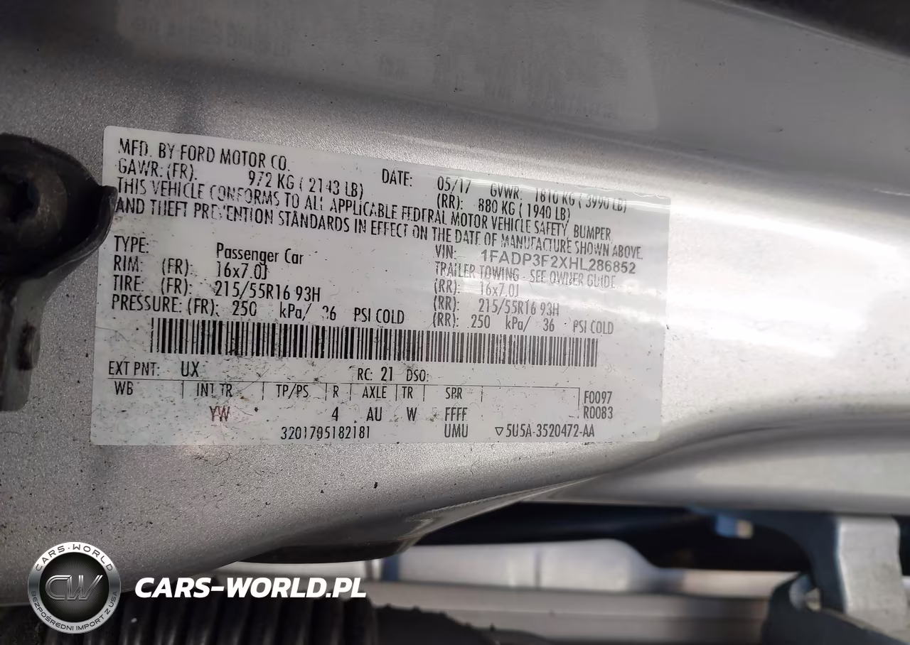 2017 Ford Focus Se VIN:1FADP3F2XHL286852 - 9