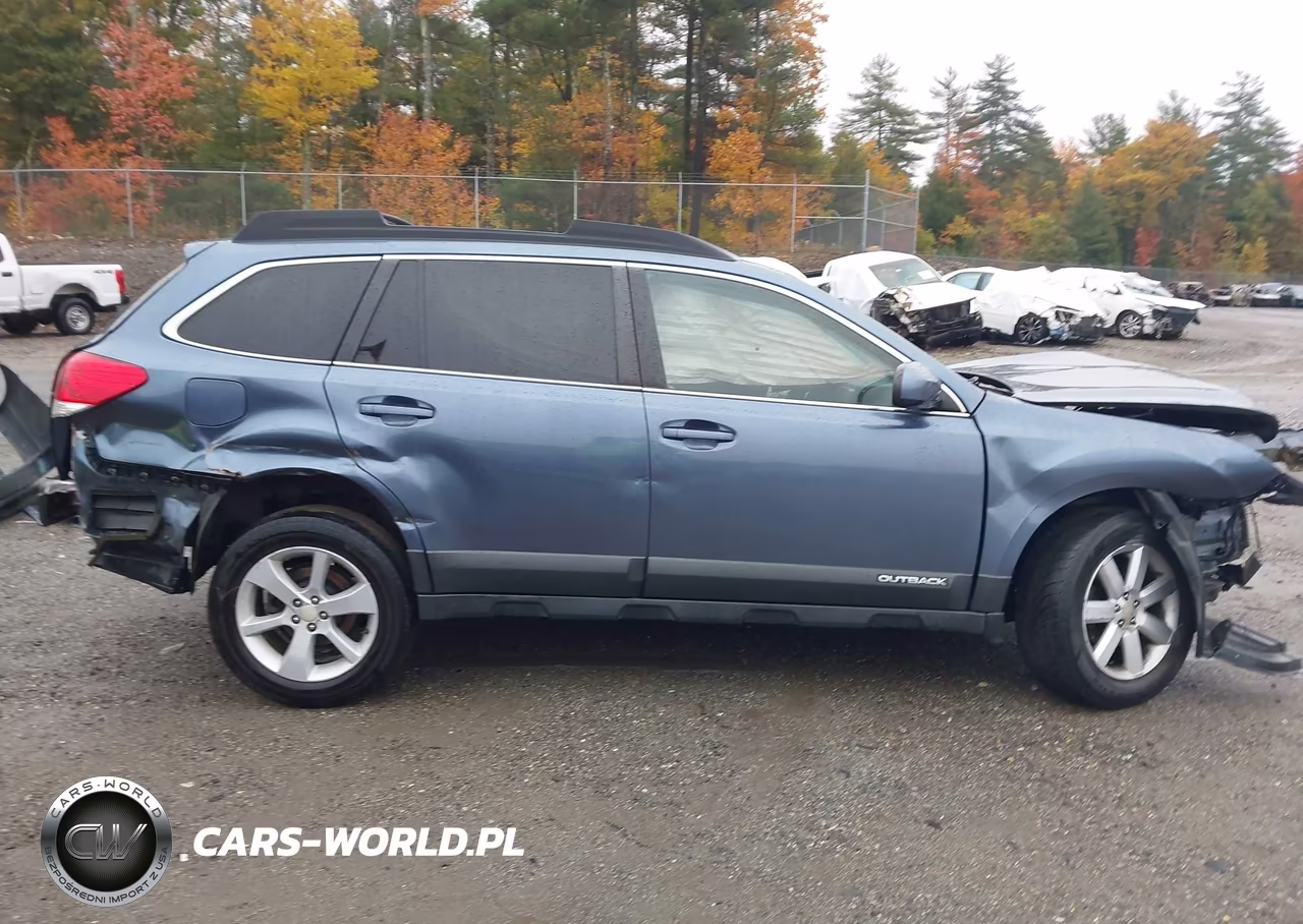 2014 Subaru Outback 2.5I Premium VIN:4S4BRBCCXE3224491 - 14