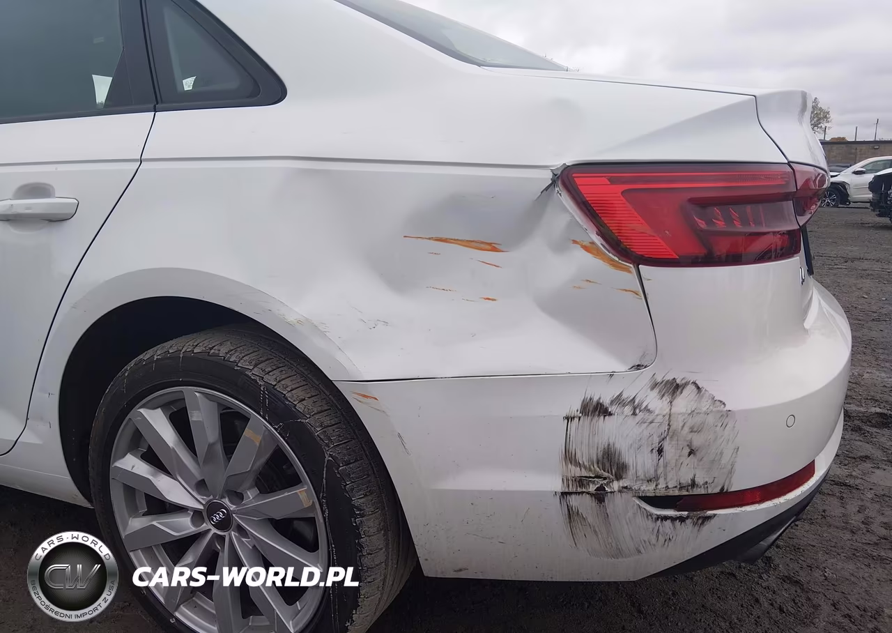 2017 Audi A4 2.0T Premium VIN:WAUANAF4XHN009290 - 6