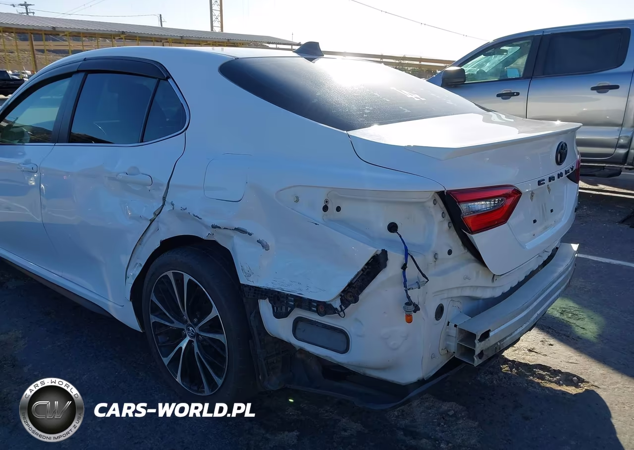 2018 Toyota Camry Se VIN:4T1B11HK4JU523755 - 6