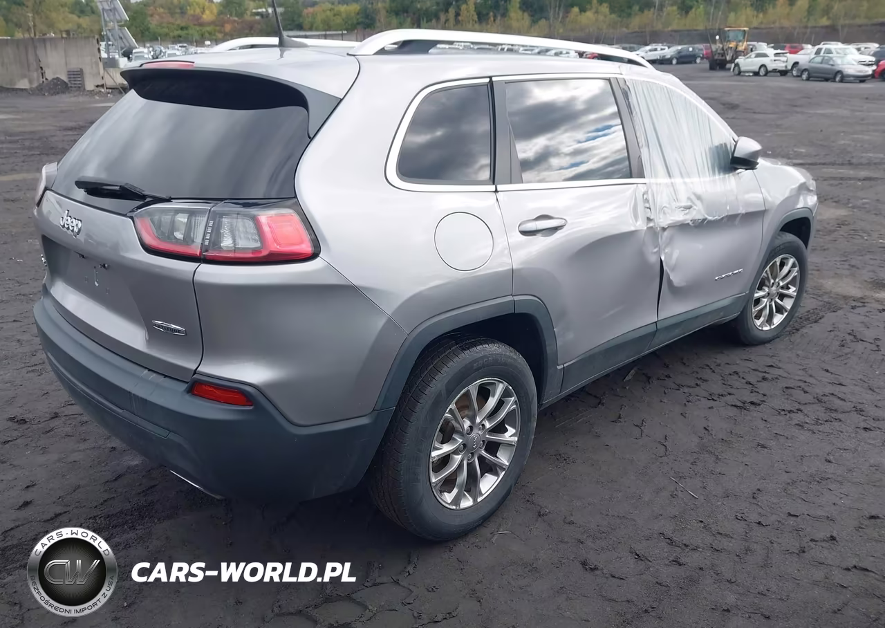 2019 Jeep Cherokee Latitude Plus 4X4 VIN:1C4PJMLN0KD189223 - 4