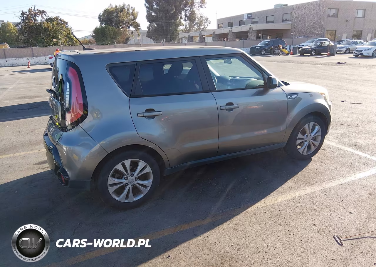 2016 Kia Soul + VIN:KNDJP3A51G7240235 - 4