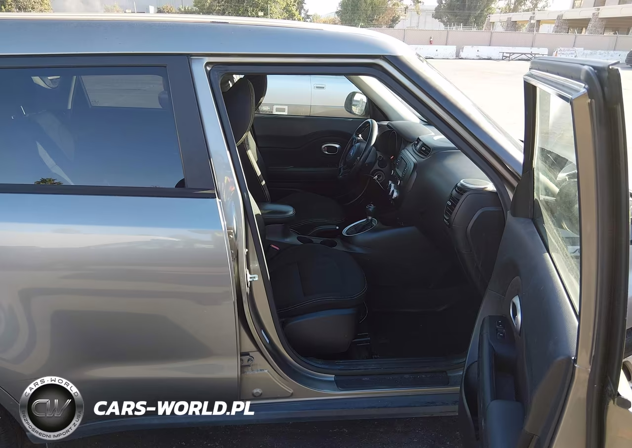 2016 Kia Soul + VIN:KNDJP3A51G7240235 - 5