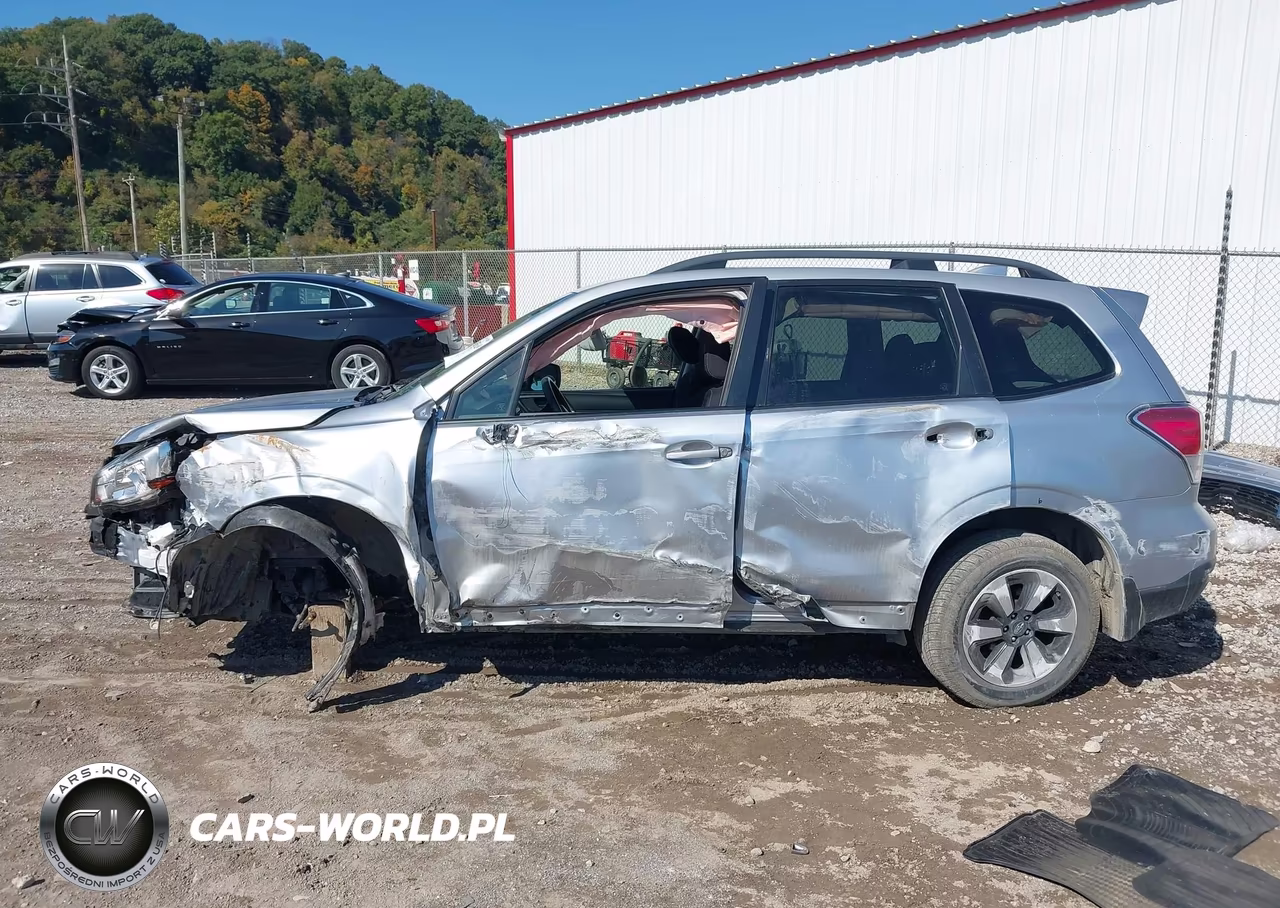 2017 Subaru Forester 2.5I Premium VIN:JF2SJAECXHH415002 - 15