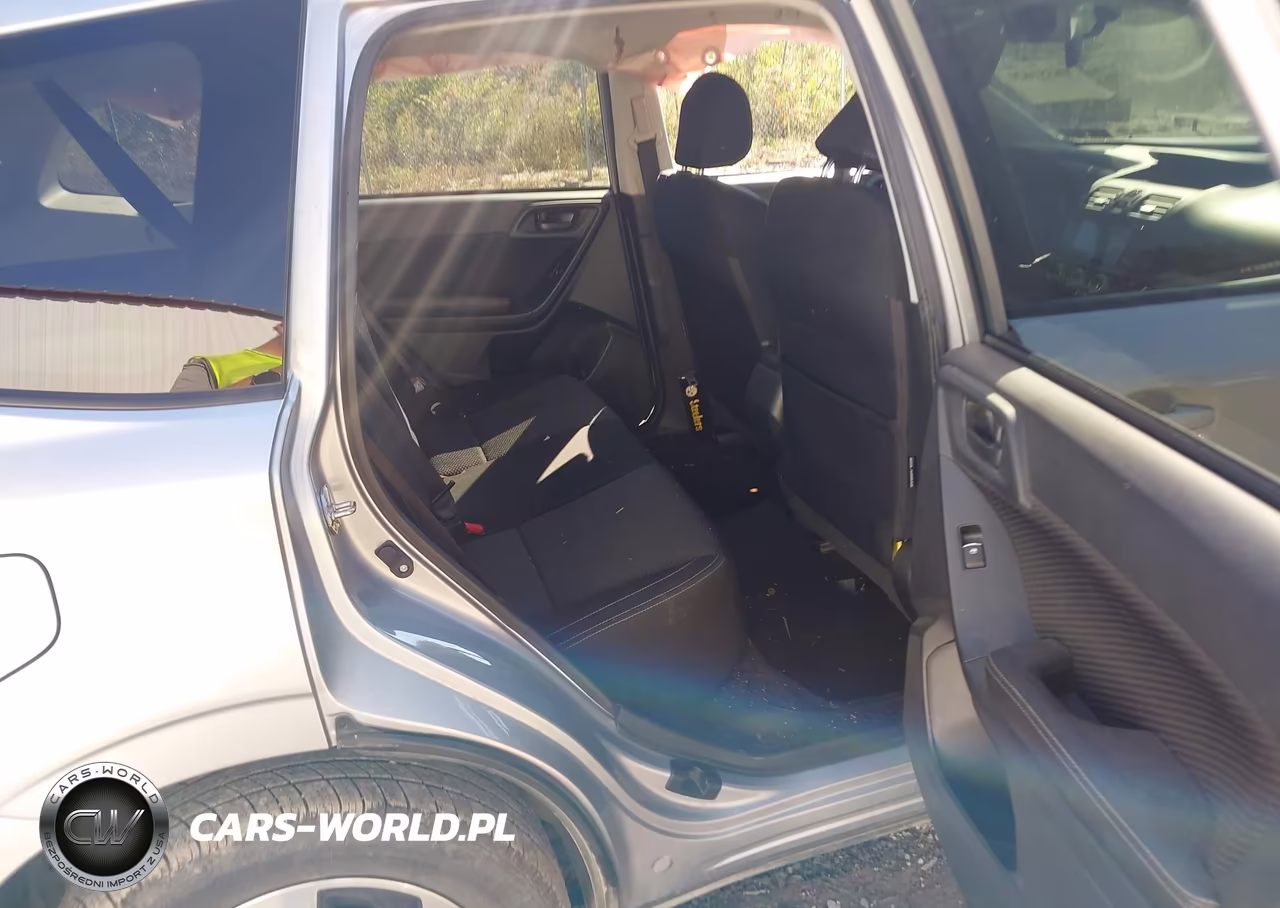 2017 Subaru Forester 2.5I Premium VIN:JF2SJAECXHH415002 - 8