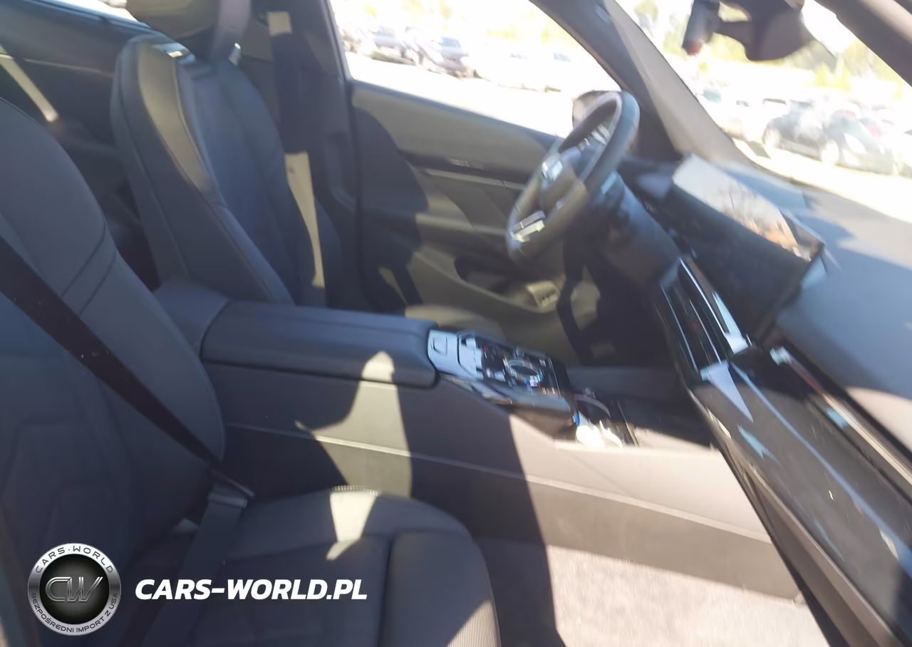 2026 BMW 530I xDrive VIN:WBA53FJ06TCX47651 - 5