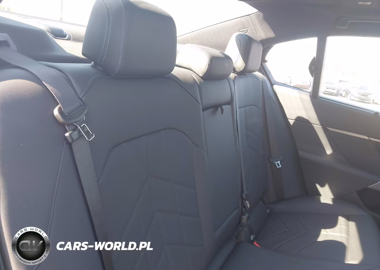 2026 BMW 530I xDrive VIN:WBA53FJ06TCX47651 - 8