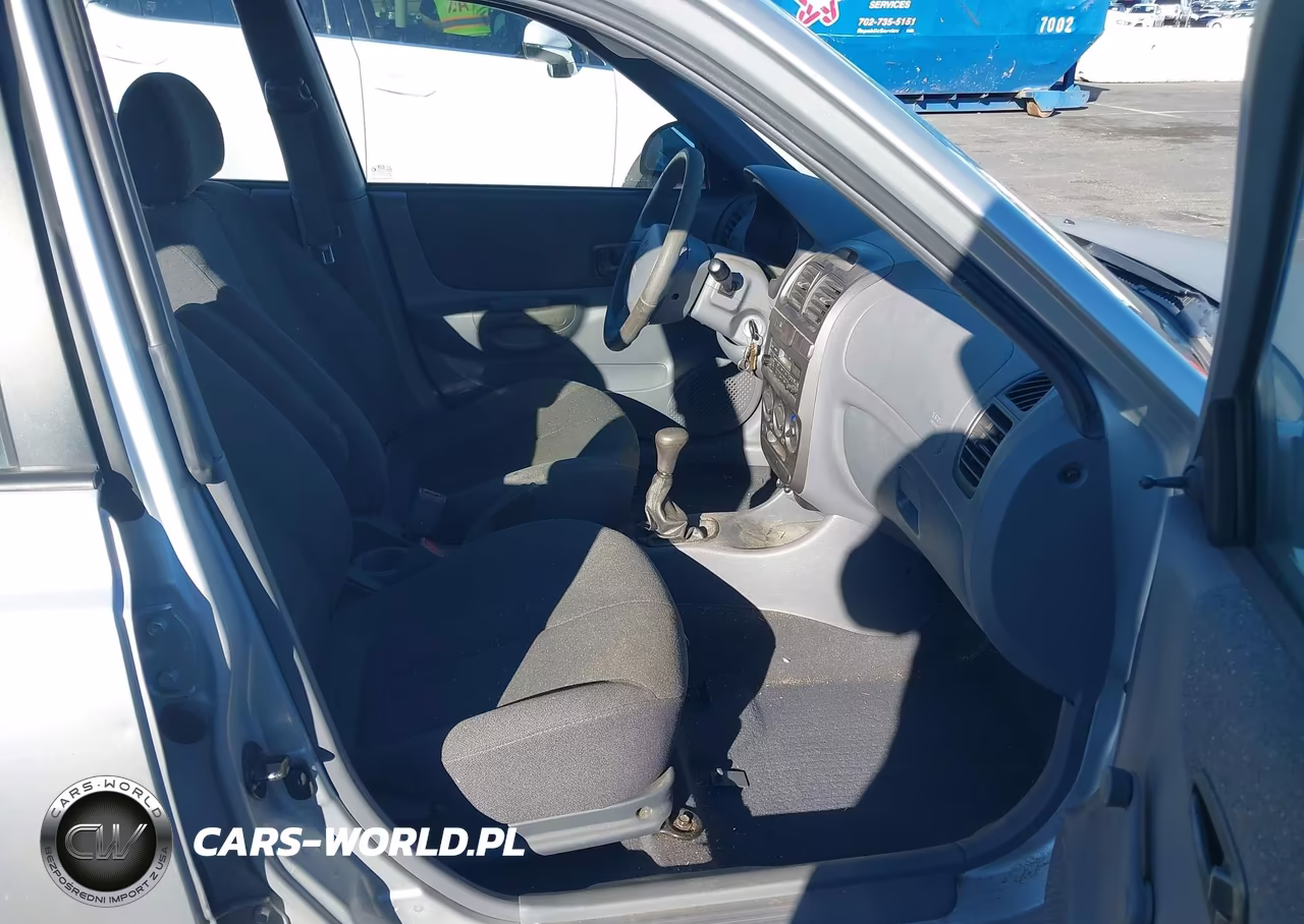 2002 Hyundai Accent Gl VIN:KMHCG45C02U318694 - 5