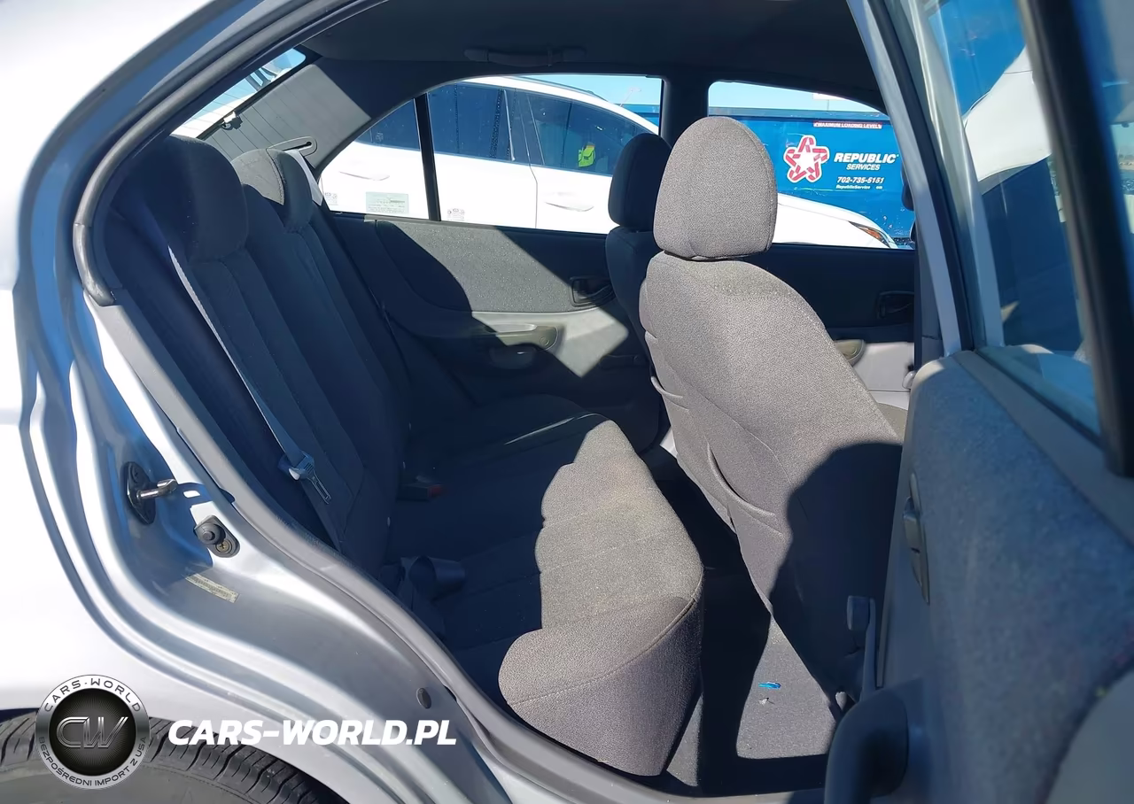 2002 Hyundai Accent Gl VIN:KMHCG45C02U318694 - 8