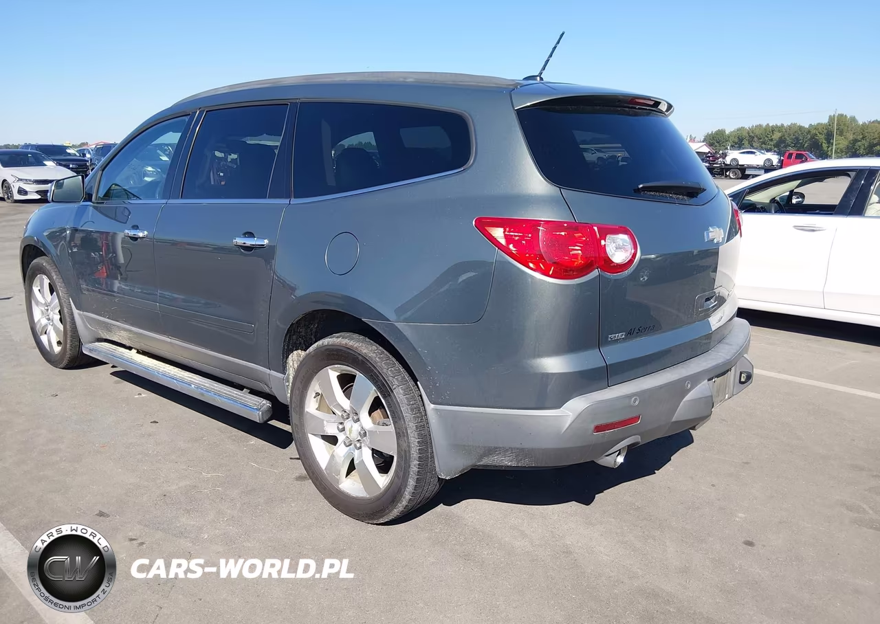 2010 Chevrolet Traverse Lt VIN:1GNLVFED7AJ266874 - 3