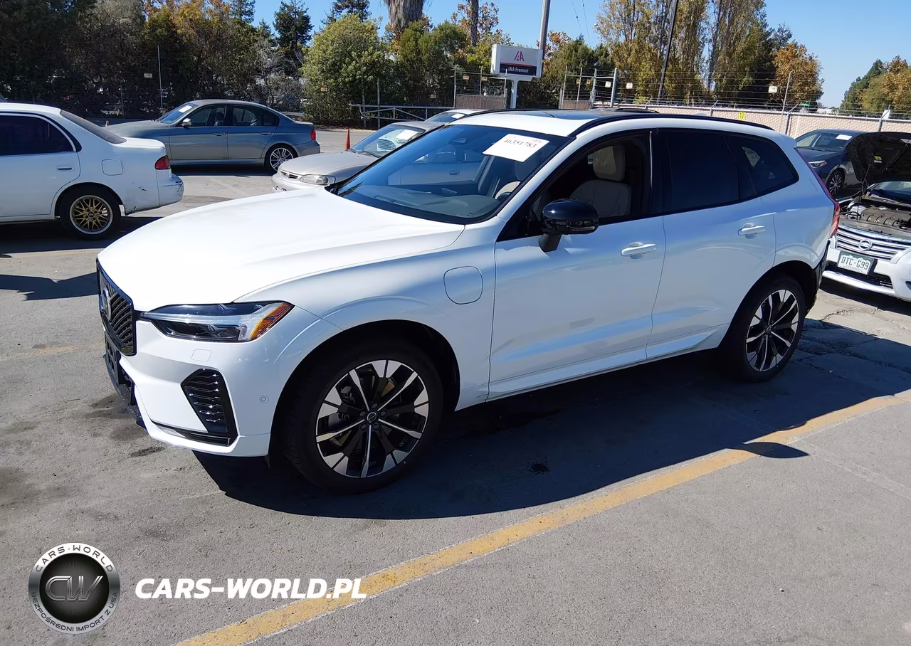 2026 Volvo Xc60 Plug-In Hybrid Plus, T8 Awd Electric-Gasoline, Dark VIN:YV4H60RC9T1468058 - 2