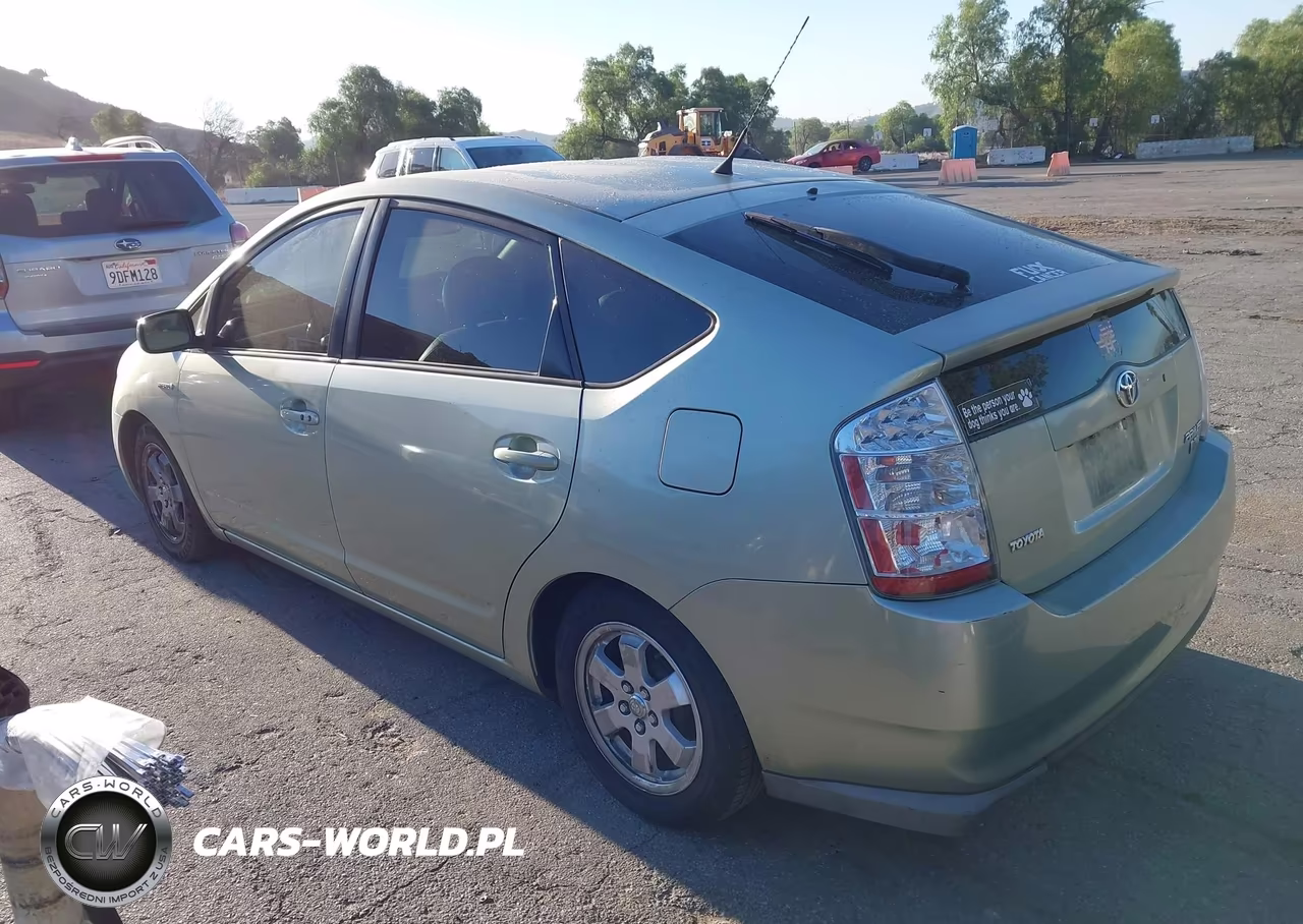 2008 Toyota Prius VIN:JTDKB20UX83458690 - 3