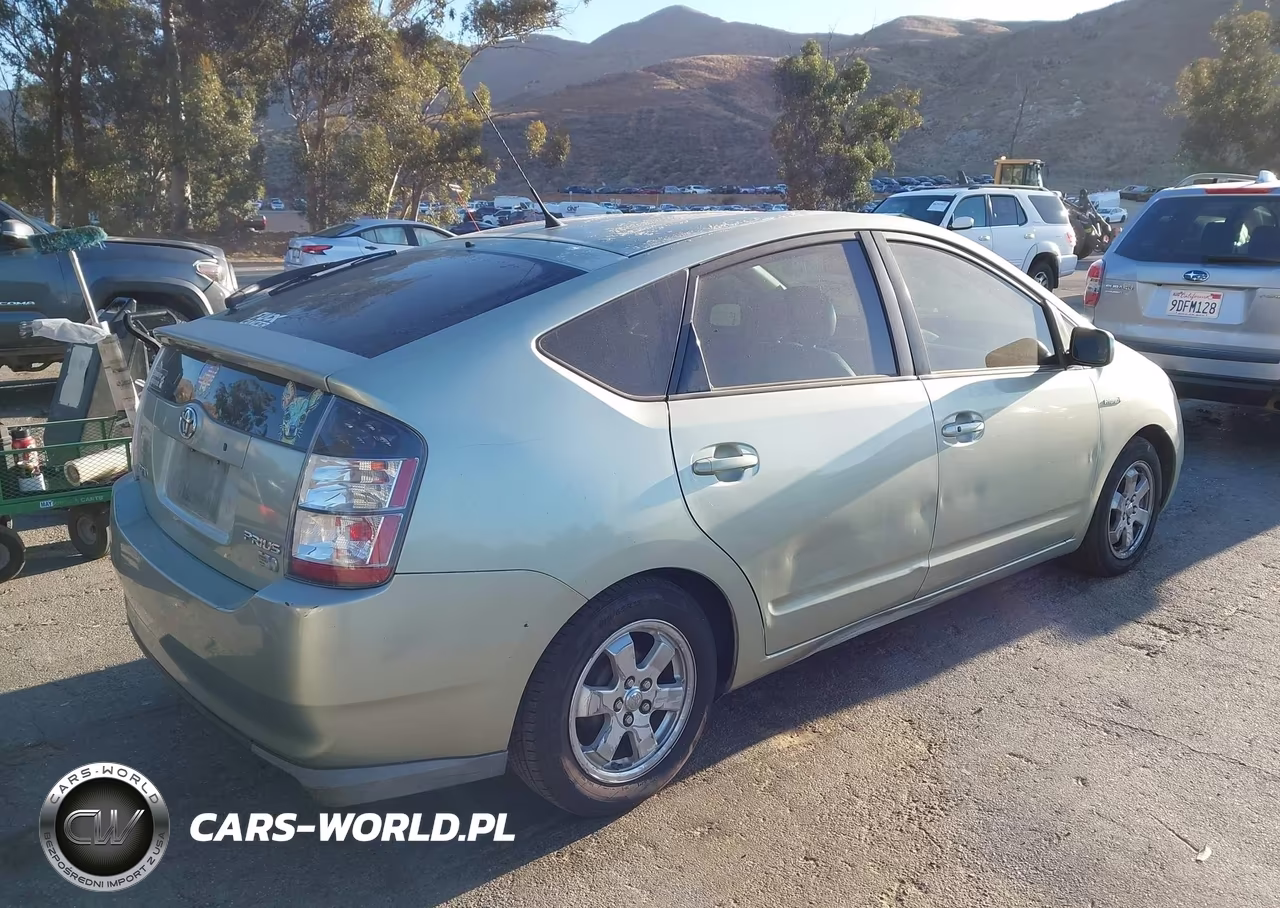 2008 Toyota Prius VIN:JTDKB20UX83458690 - 4