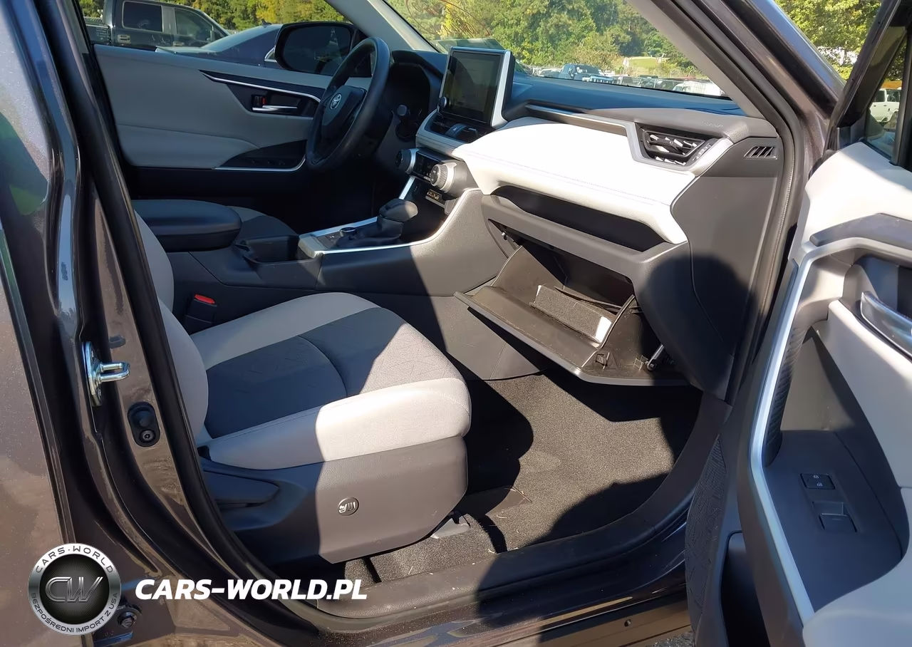 2025 Toyota Rav4 Hybrid Xle VIN:JTMRWRFV8SJ080478 - 5