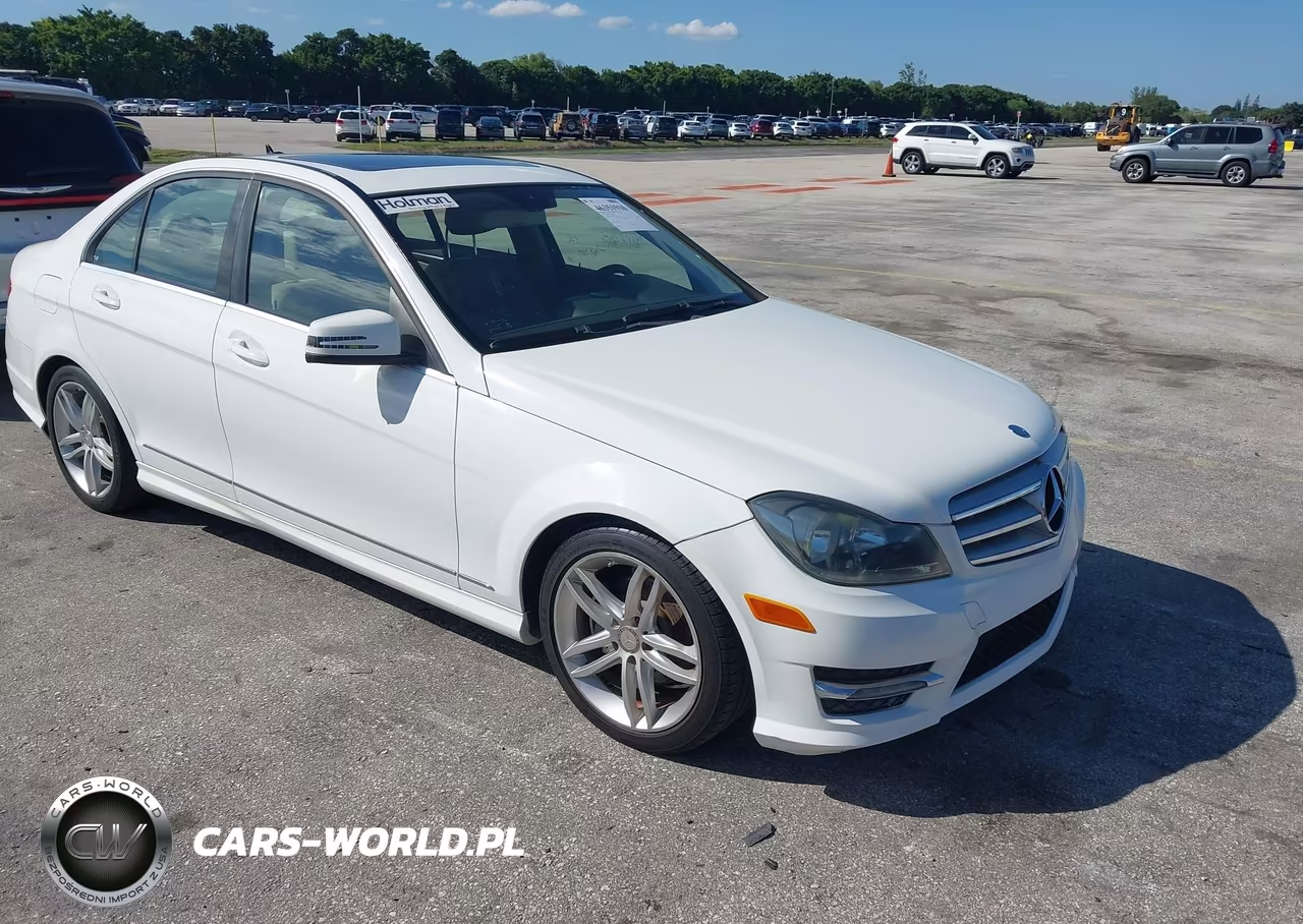 2013 Mercedes-Benz C 250 Sport
