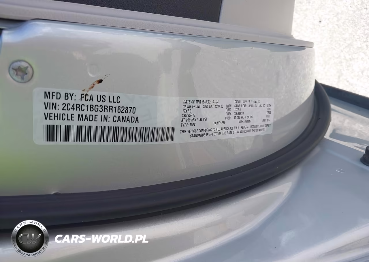 2024 Chrysler Pacifica Touring L VIN:2C4RC1BG3RR162870 - 9