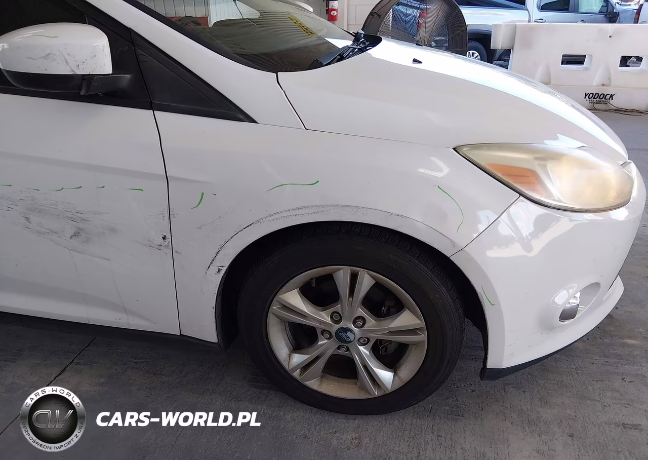 2012 Ford Focus Se VIN:1FAHP3F22CL458172 - 6