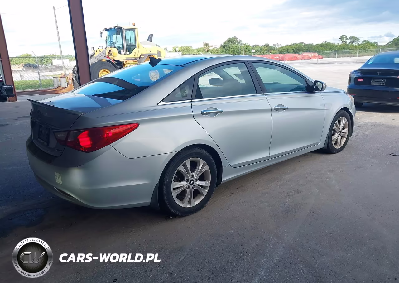 2013 Hyundai Sonata Limited VIN:5NPEC4AC6DH596253 - 4