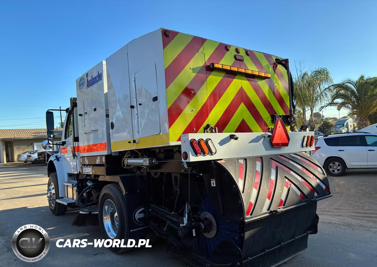 2024 Freightliner M2 106 VIN:1FVACXFE1RHVC9916 - 4