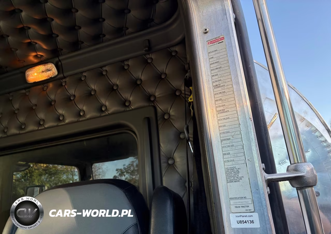 2011 Kenworth Construction T660 VIN:1XKAD09X0BJ279637 - 9