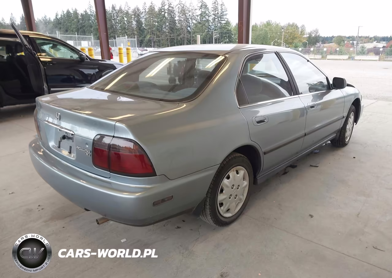1996 Honda Accord Lx-Ex VIN:1HGCD5635TA129898 - 4