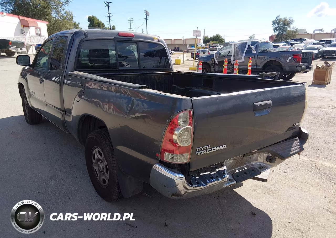2011 Toyota Tacoma VIN:5TFTX4CN2BX005797 - 3