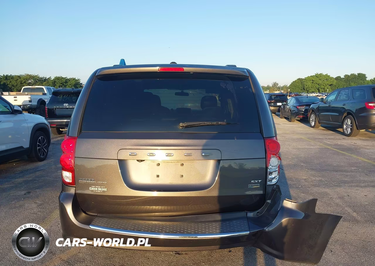 2019 Dodge Grand Caravan Sxt VIN:2C4RDGCG4KR759630 - 16