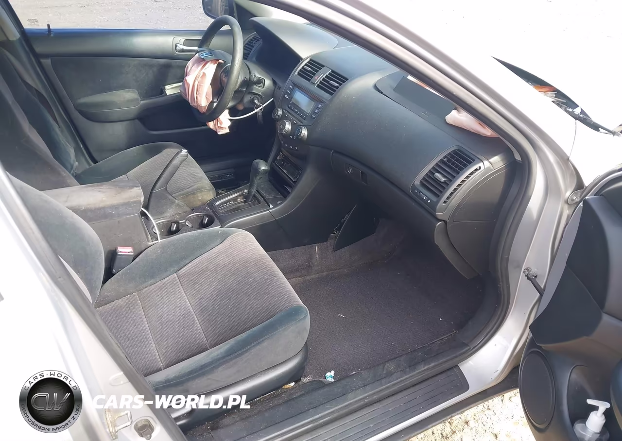 2003 Honda Accord 2.4 Lx VIN:1HGCM56373A090943 - 5