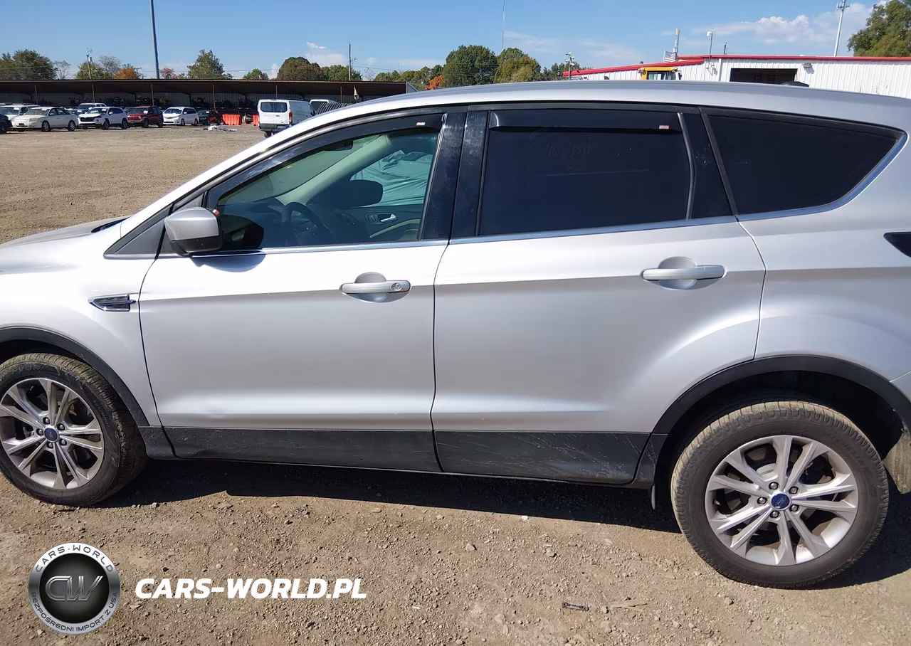 2017 Ford Escape Se VIN:1FMCU9GD0HUE68034 - 14