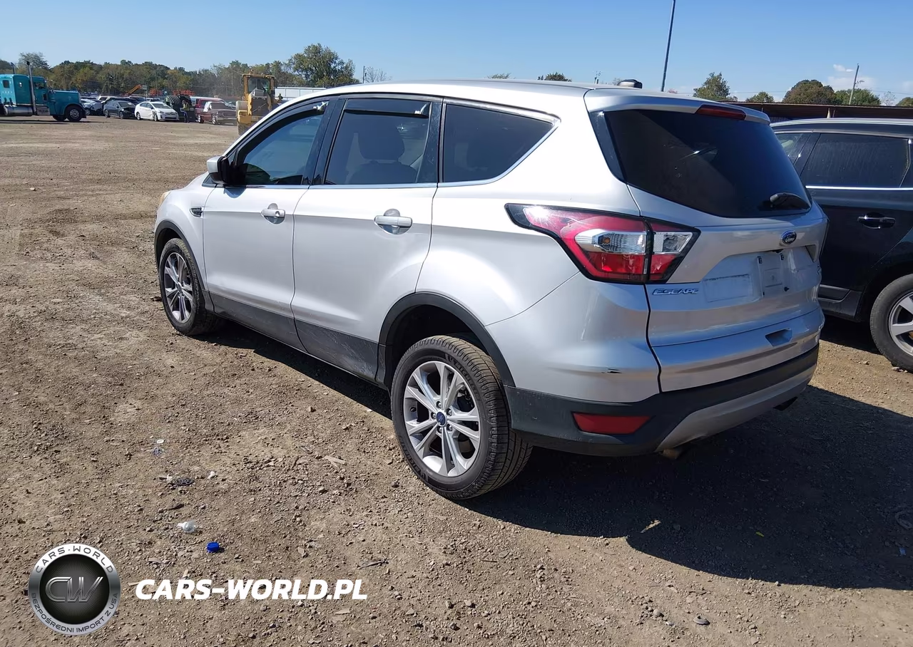 2017 Ford Escape Se VIN:1FMCU9GD0HUE68034 - 3