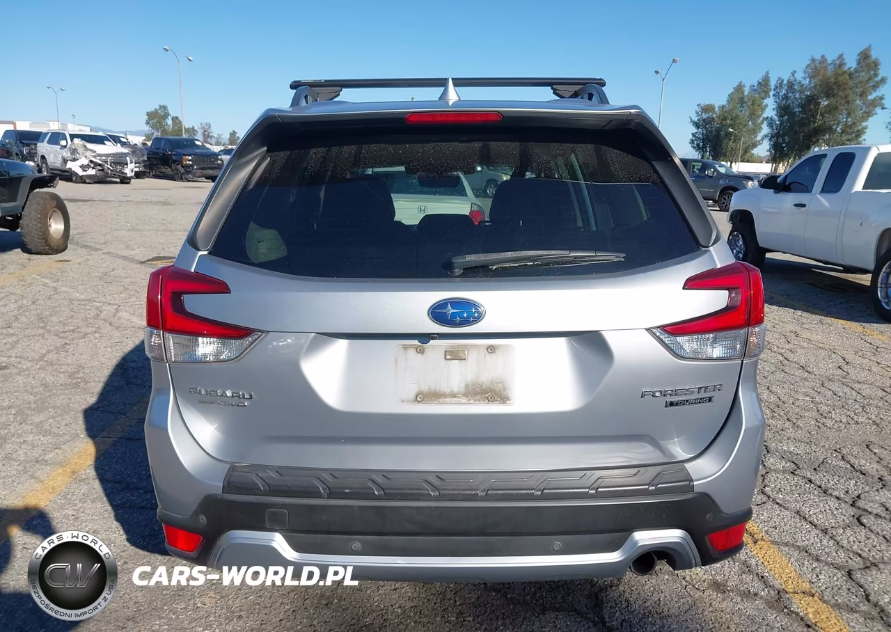 2021 Subaru Forester Touring VIN:JF2SKAXC8MH465689 - 16