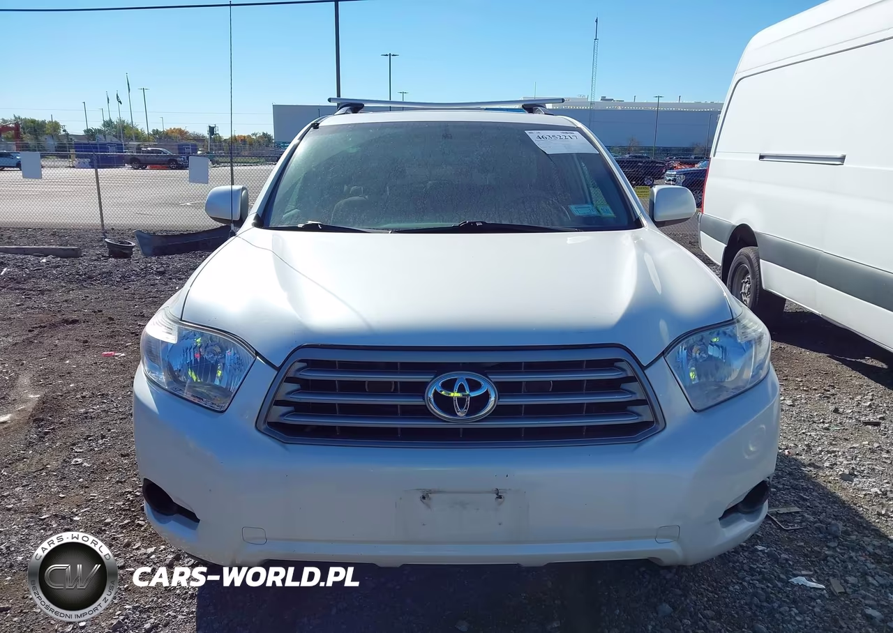 2010 Toyota Highlander Base V6 VIN:5TDBK3EH1AS024180 - 12