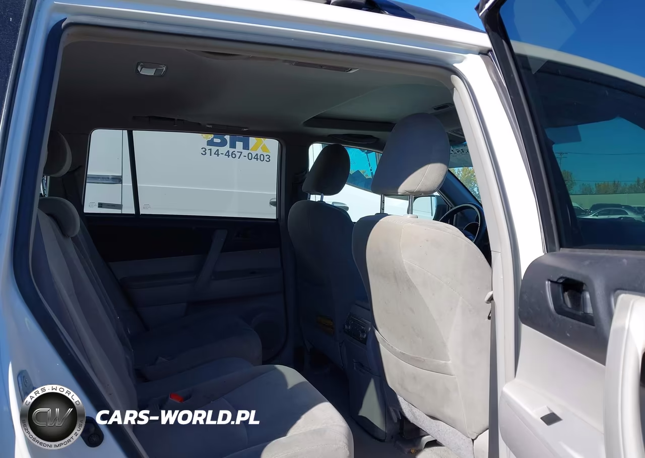 2010 Toyota Highlander Base V6 VIN:5TDBK3EH1AS024180 - 8
