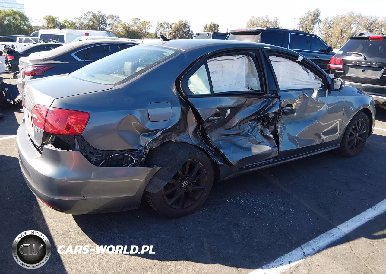 2012 Volkswagen Jetta 2.5L Se VIN:3VWDP7AJ4CM375854 - 4