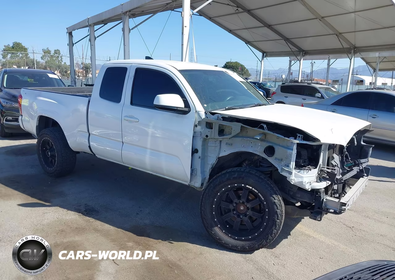 2017 Toyota Tacoma Sr