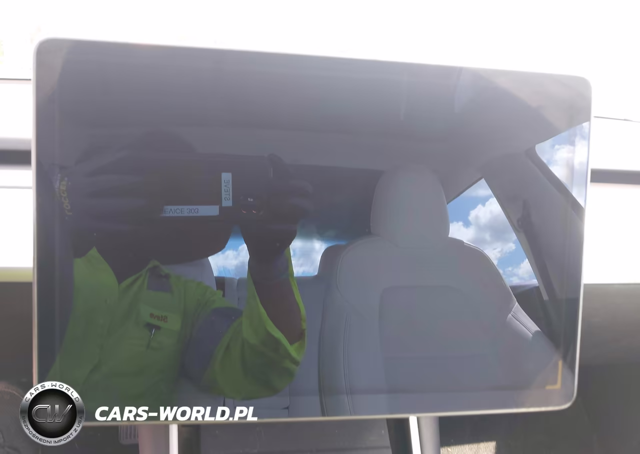 2020 Tesla Model 3 Standard Range Plus Rear-Wheel Drive-Standard Range Rear-Wheel Drive VIN:5YJ3E1EA1LF718197 - 15