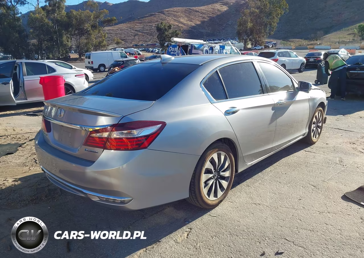 2017 Honda Accord Hybrid VIN:JHMCR6F34HC022566 - 4