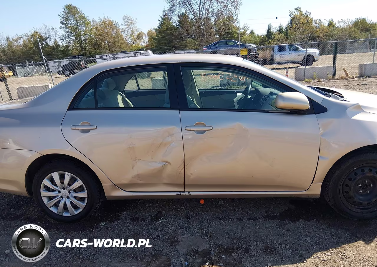 2012 Toyota Corolla Le VIN:2T1BU4EE2CC762314 - 14