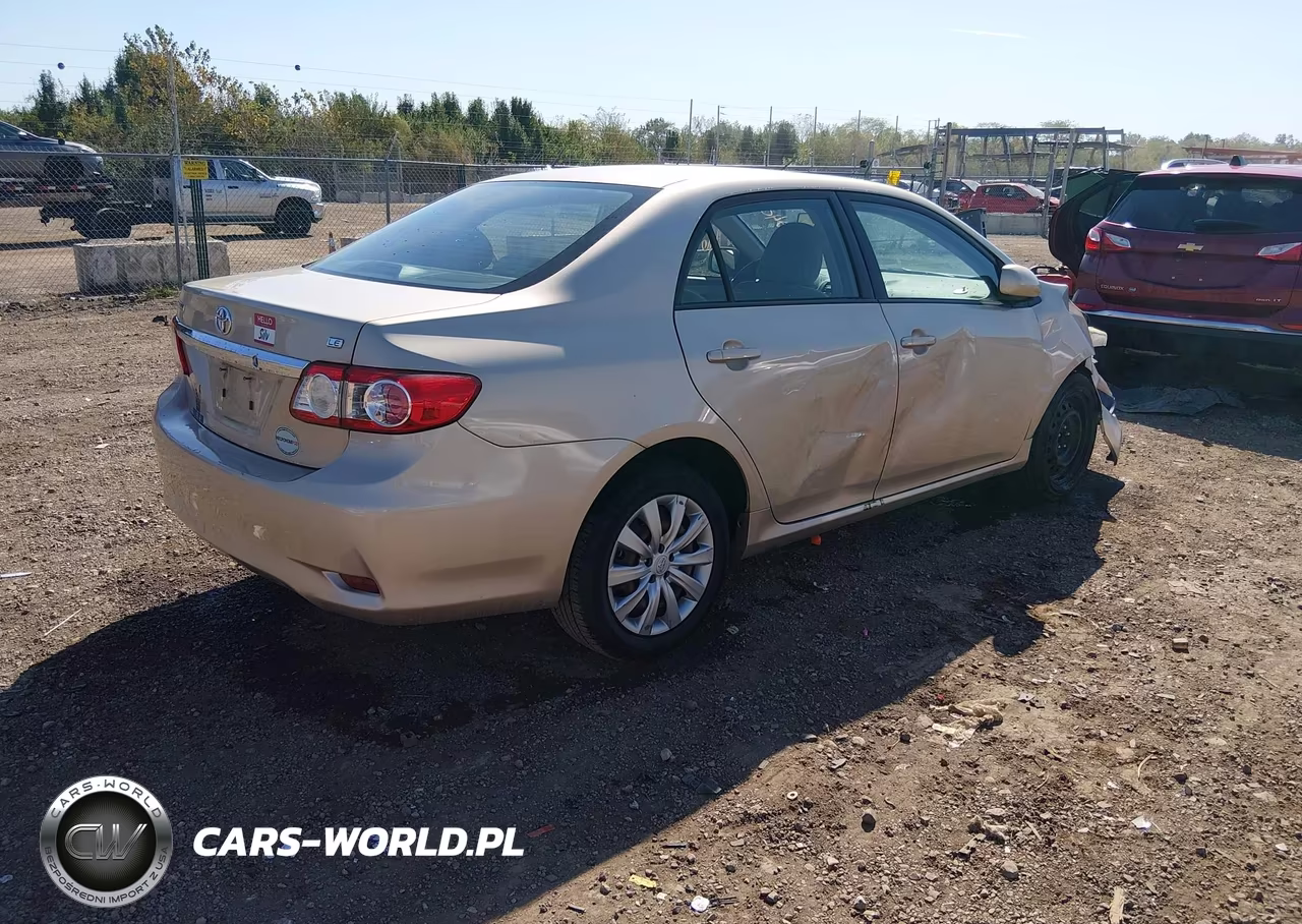2012 Toyota Corolla Le VIN:2T1BU4EE2CC762314 - 4