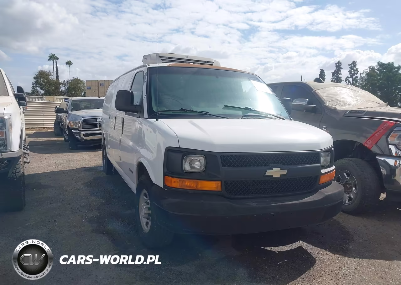 2003 Chevrolet Express – zdjęcie 1 z 11