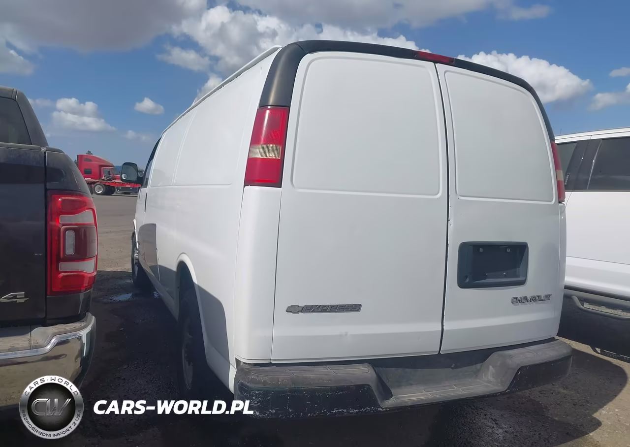 2003 Chevrolet Express VIN:1GCHG39U331101876 - 3