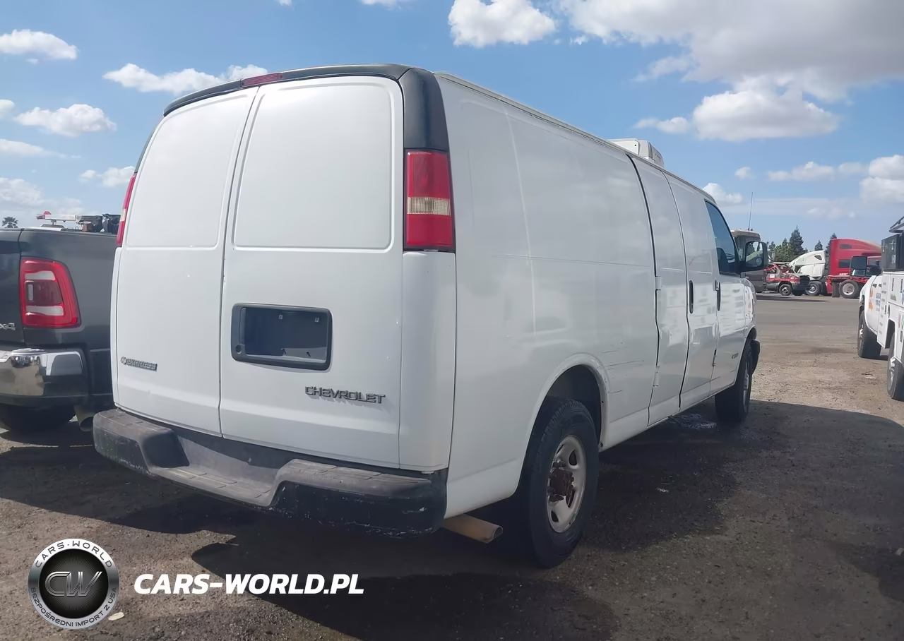 2003 Chevrolet Express VIN:1GCHG39U331101876 - 4