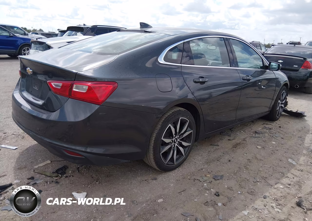 2017 Chevrolet Malibu 1Lt VIN:1G1ZE5ST2HF287176 - 4