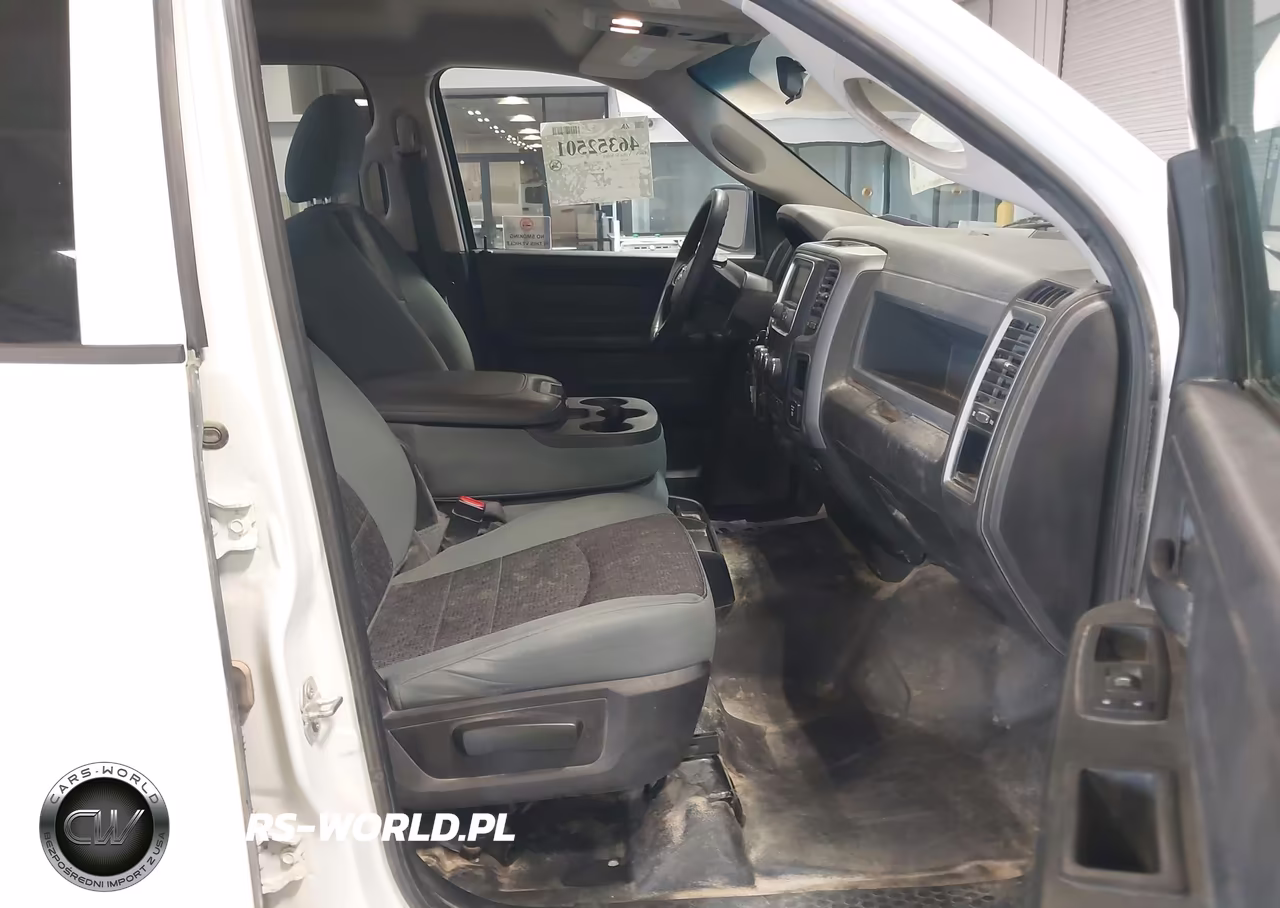 2019 Ram 1500 Classic Tradesman 4X4 5'7 Box VIN:1C6RR7KG4KS680595 - 5