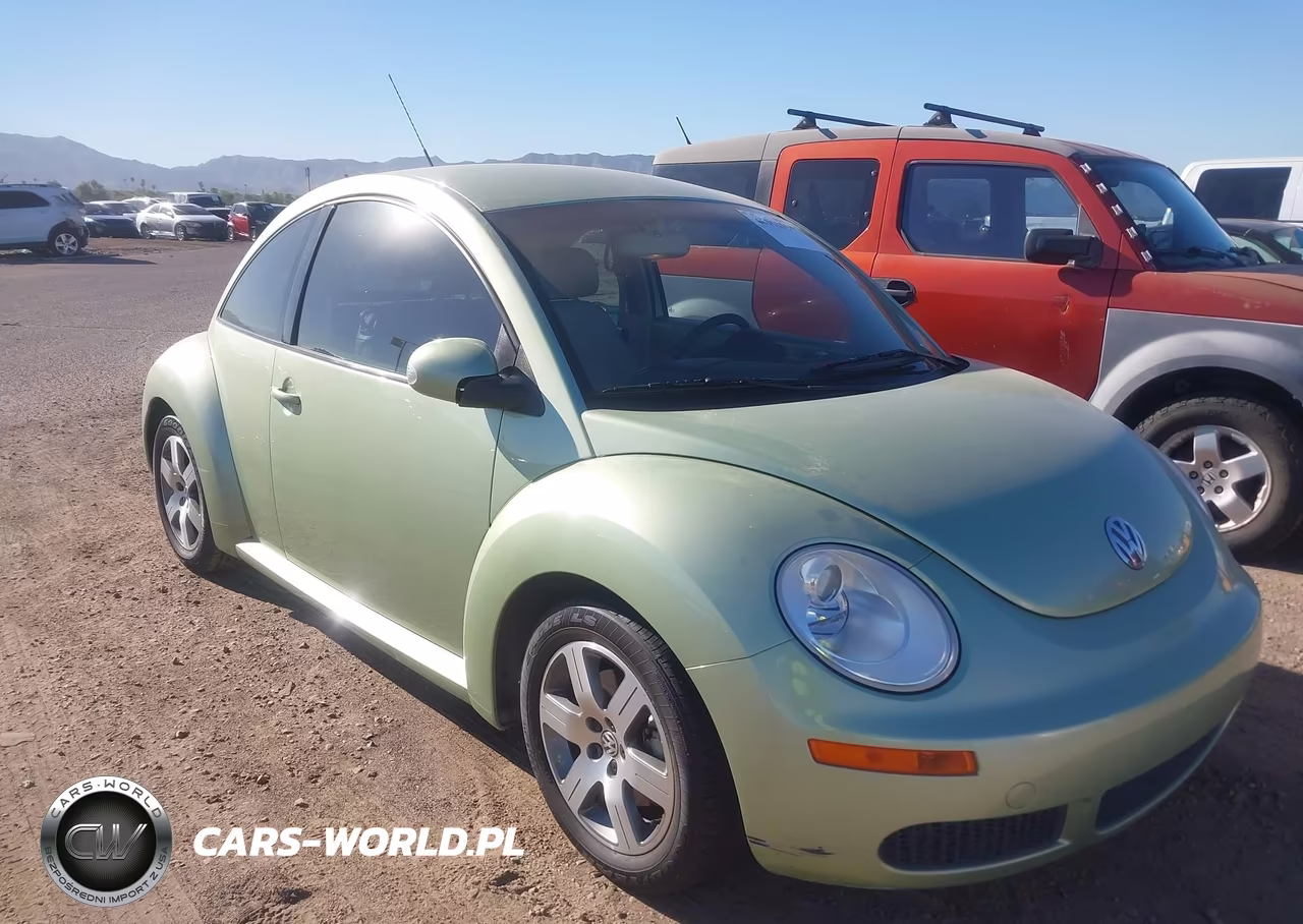 2006 Volkswagen New Beetle 2.5 – zdjęcie 1 z 11