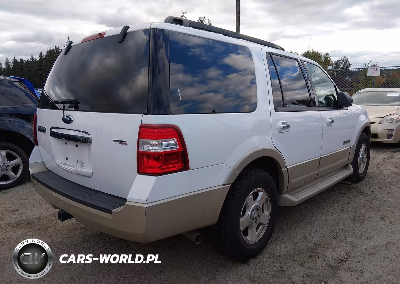 2007 Ford Expedition Eddie Bauer VIN:1FMFU18567LA86861 - 4